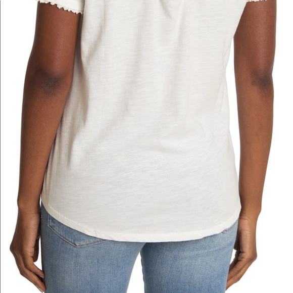 Democracy T-shirt lace pocket keyhole - Picture 6 of 7